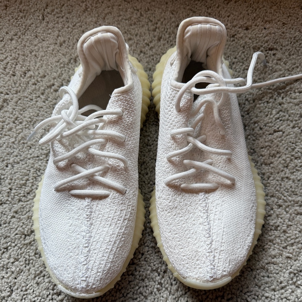 Women’s sneakers